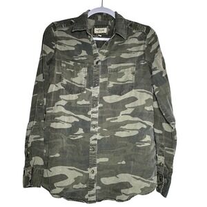 Express Boyfriend Camo Button Down Shirt XS Green Lyocell Roll Sleeve Utility